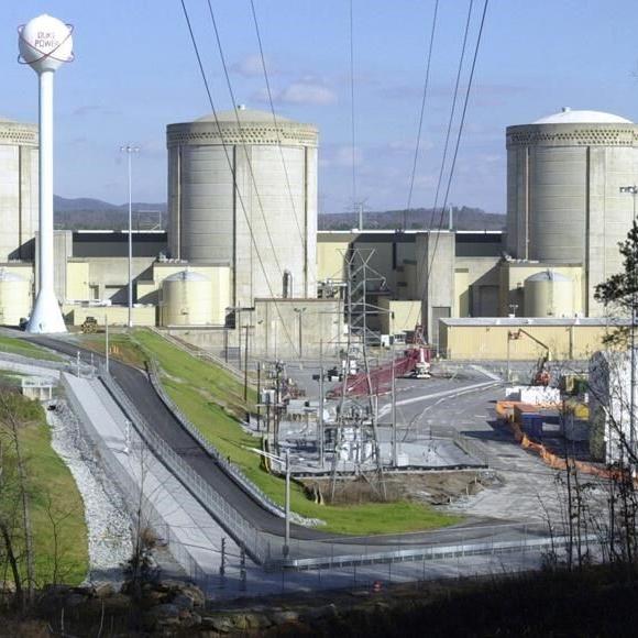 Arkansas man arrested after trying to crash through gates at South Carolina nuclear plant